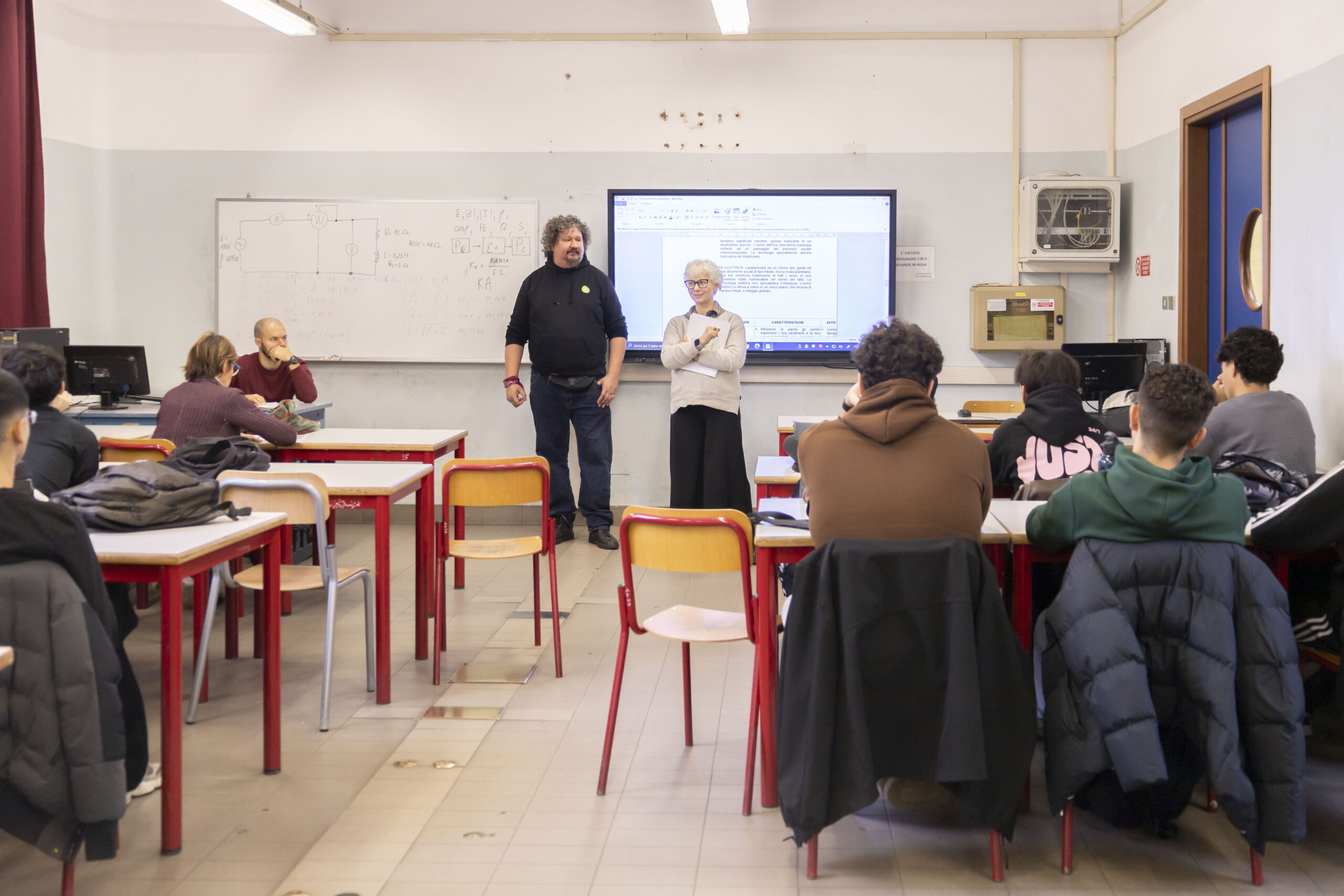 Copertina Progetto Breaking Lies