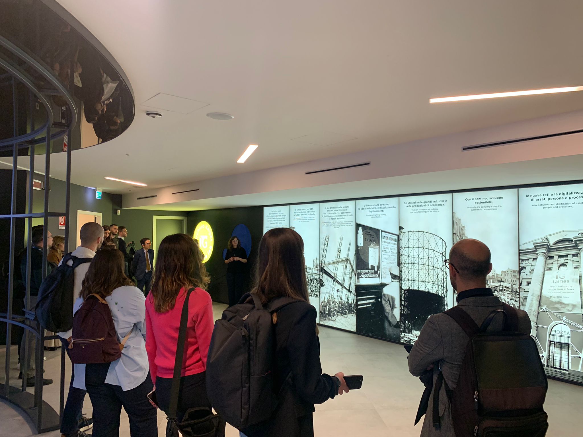 Gli_ambasciatori_della_sostenibilita_visitano_Heritage_Lab